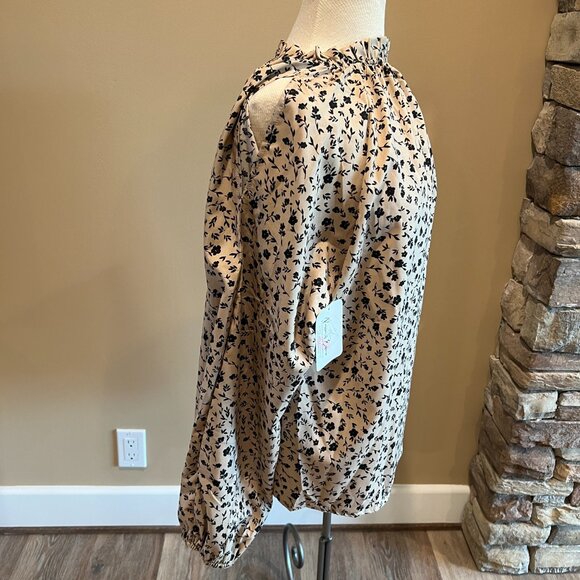 NWT Shein Ruffle neck, French floral print bare shoulder long sleeve shirt size - Picture 3 of 6